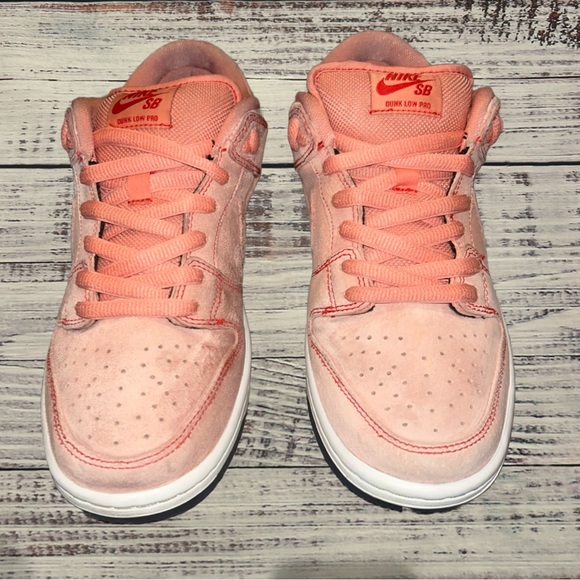 NIKE SB DUNK LOW ‘PINK PIG’ SIZE-9 EXTRA LACES AND REPLACEMENT SB BOX - Picture 5 of 13